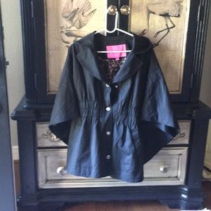 Betsy Johnson cape/jacket